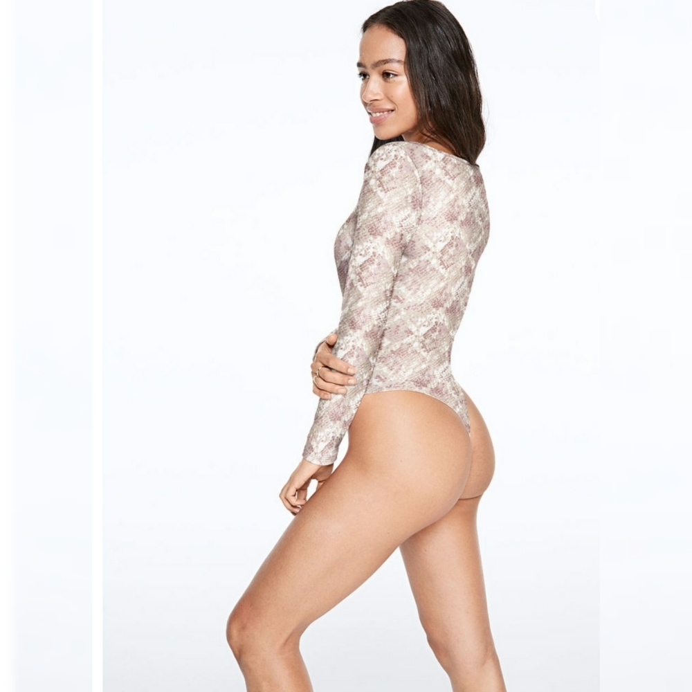 VS Pink Long Sleeve Bodysuit